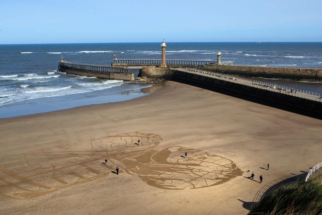 Whitby has beaches on either side of the River Esk; West Cliff Beach is the main beach in Whitby.

There is an outdoor paddling pool, skateboard park, children’s crazy golf, pitch and putt, trampolines and bumper boats for a fun day out with the family.

It has a rating of four and a half stars on TripAdvisor with 1,467 reviews.