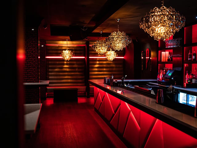 Split over two levels, the venue’s ground floor has a stylish lounge with VIP tables on offer, as well as a heated indoor courtyard and outside terrace in Millennium Square.
