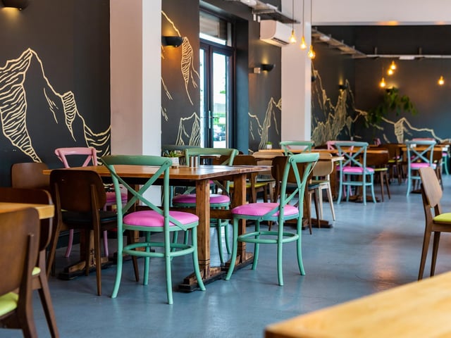 You’ll be spoilt for choice at Meat Is Dead, a plant-based restaurant in Kirkstall Road. Promising fresh food and plenty of healthy options, the menu of small plates includes salt and pepper-style courgette noodles, crispy vegetable gyoza, homemade soup and a curry of the day.