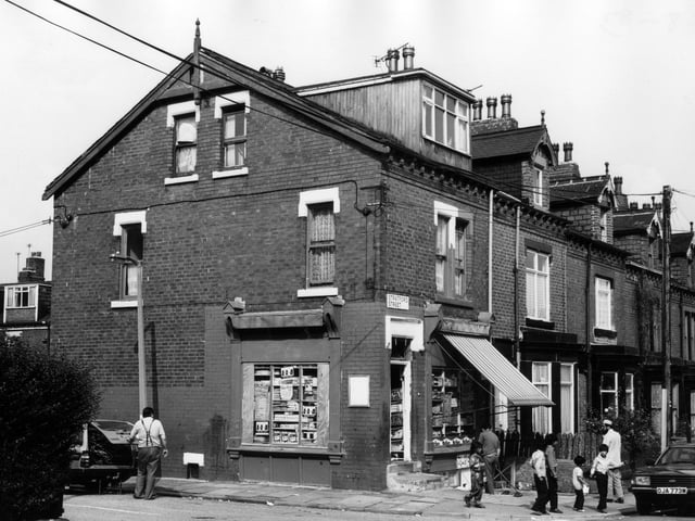 Looking across to Stratford Street from Bude Road in August 1983.