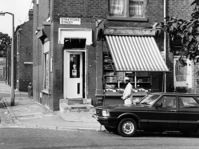 Share your memories of Leeds in 1983 with Andrew Hutchinson via email at: andrew.hutchinson@jpress.co.uk or tweet him - @AndyHutchYPN