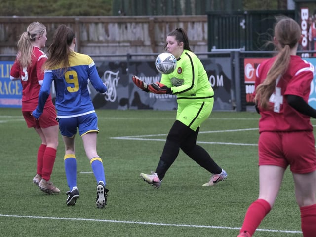 Scarborough Ladies U18s against Brayton Belles

Photo by Richard Ponter