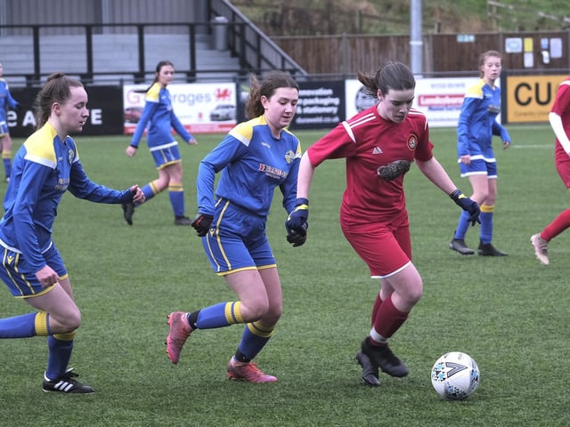 Beth Barnes on the ball for Scarborough Ladies U18s against Brayton Belles 2

Photo by Richard Ponter