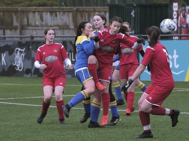 Scarborough Ladies U18s v  Brayton Belles

Photo by Richard Ponter