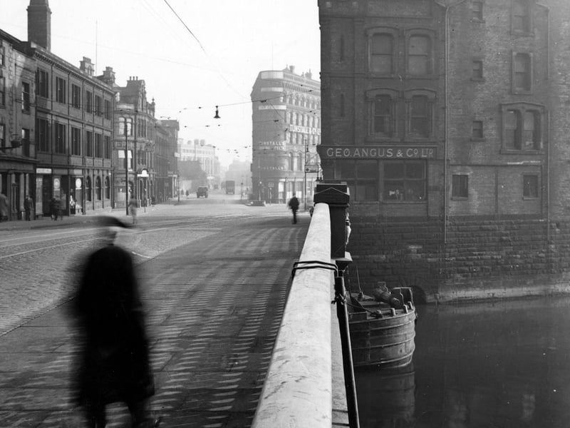 Leeds Bridge to Bridge End in October 1945.