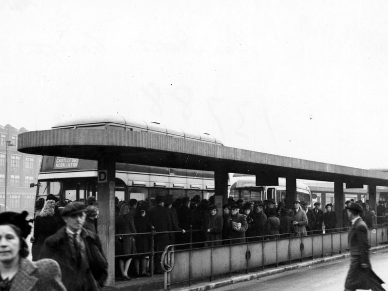 Stand D at Central Bus Station with a Castleford/Normanton bus picking up passengers in November 1943. The United Yeast Co. Ltd. is in the background on York Street.