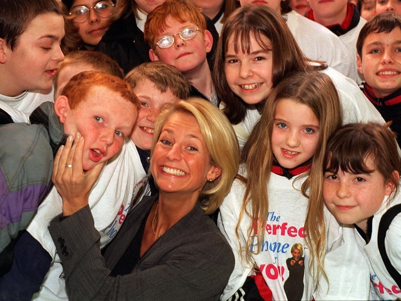 The Gladiators host met young fans after opening The Pocket Phone Shop in the Crossgates Shopping Centre in January 1998.