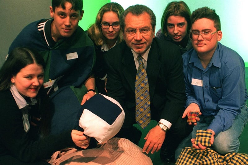 The businessman was at Cockburn High School in February 1998 to meet young entrepreneurs who had launched a bean-bag start up. Pictured are, from left, Kirsty Coggill, Chris Holland, Becky Briggs, Emma Tetley and David Carr.