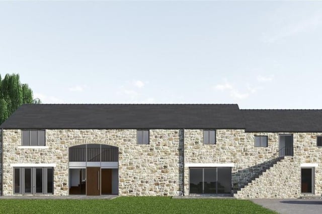 Something different coming to the market in 2022 is The Barn at Kirk Deighton, which is right on the outskirts of Leeds in LS22.  The Barn is part of a luxury new development called Deighton Bank just one and half miles north of Wetherby. The development is currently under construction and Carter Jonas is marketing The Barn for £1,300,000.