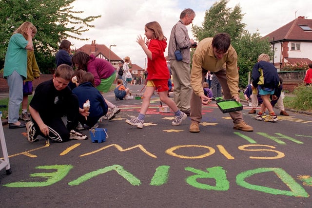 Headingley Mount residents blocked the street in June 1999 in protest over speeding motorists.