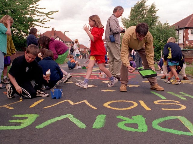 Headingley Mount residents blocked the street in June 1999 in protest over speeding motorists.