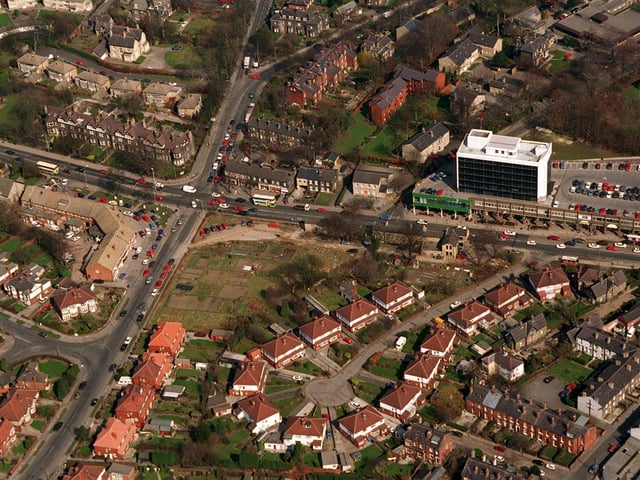 An aerial view of Headingley in November 1999. In view is the junction of the Otley Road, running across the picture with St Anne's Road up from bottom and Shaw Lane in from the top. The Arndale Centre is on the right.