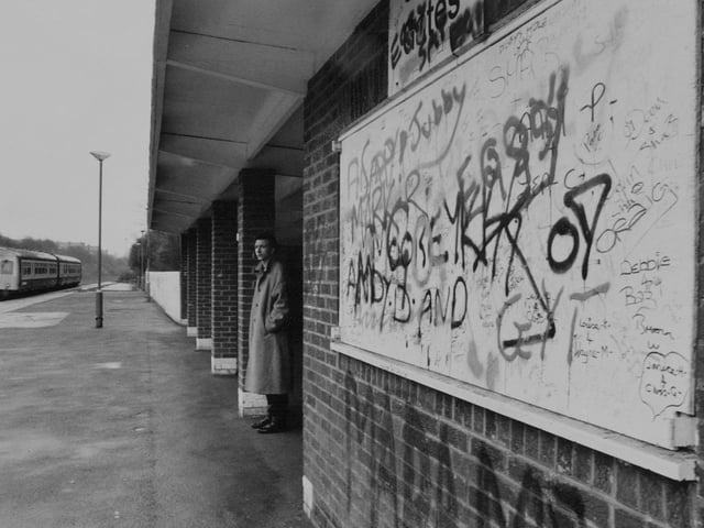 Crossgates Station was in need of some repair and restoration in April 1986.