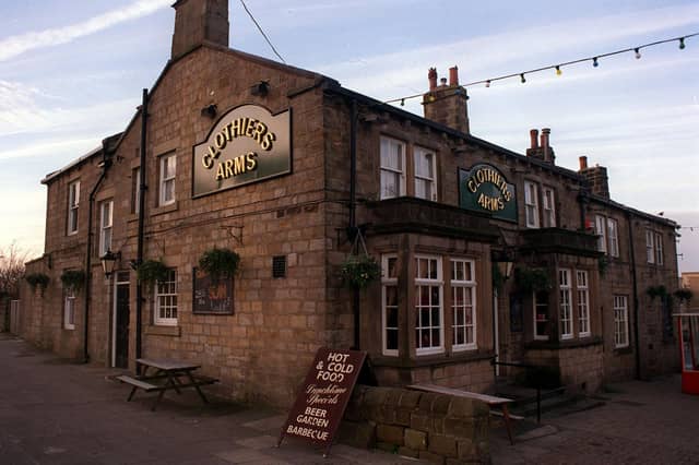 Did you drink here during the 1990s? The Clothiers Arms pictured in November 1998.