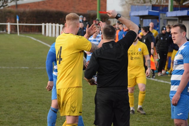 The referee dishes out a red card as Glasshoughton Welfare and Hallam both went down to 10 men with Ash Bell and number four Chris Salt receiving their marching orders. Picture: Rob Hare