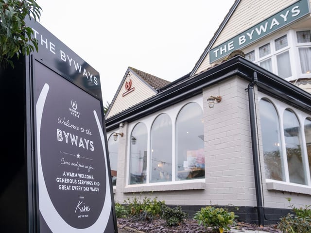 Formerly the home of the founders of Cooplands, the popular Yorkshire bakery chain, the flat above the pub itself still boasts some original building features that date back to the late 1800s, such as period window frames and detailing