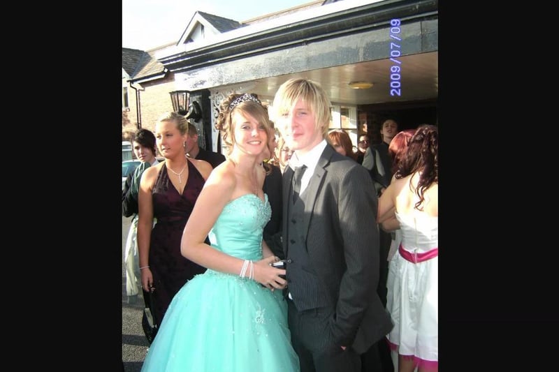 Prom pictures from Wellfield Business and Enterprise College, Leyland in 2009