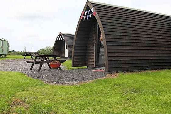 Poplar Grove Farm Caravan Park, Preston
Scenic rural location on a 160-acre working farm
A 20-minutes' drive from both Blackpool and Lancaster
Forest of Bowland and Beacon Fell Country Park within 10 miles