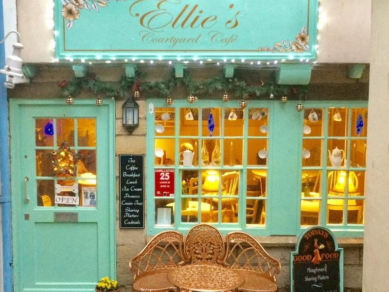 Ellie's Courtyard Cafe
Reopens Friday April 16