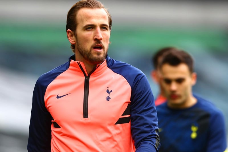 Harry Kane wants to stay in the Premier League and go to either Manchester United or Manchester City if he was to leave Tottenham this summer. (Independent)