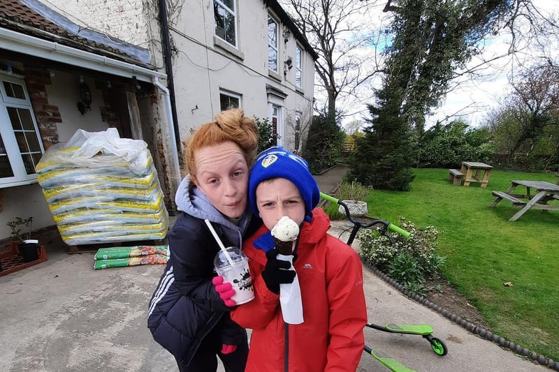 Laura Shillito made the most of the change in lockdown restrictions and said: "Emily and Liam enjoying ice creams at Methley Farm."