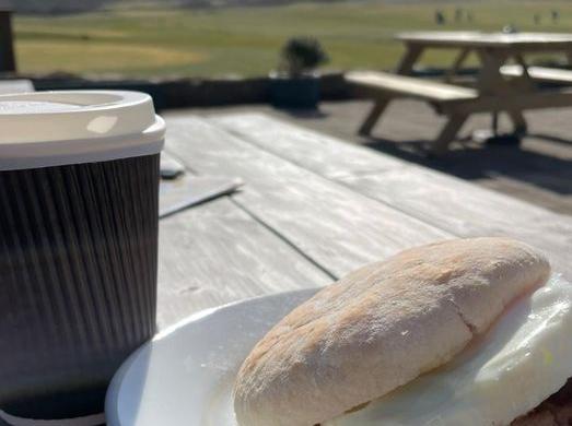Whitby Golf Club is working in partnership with Willow Branch Cafe
The bar is open Tuesday to Sunday 10am-3pm with food availabloe from 9.30am.
Dogs allowed.