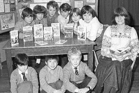 November 1984 - Berlie Doherty viisits Drury Lane library