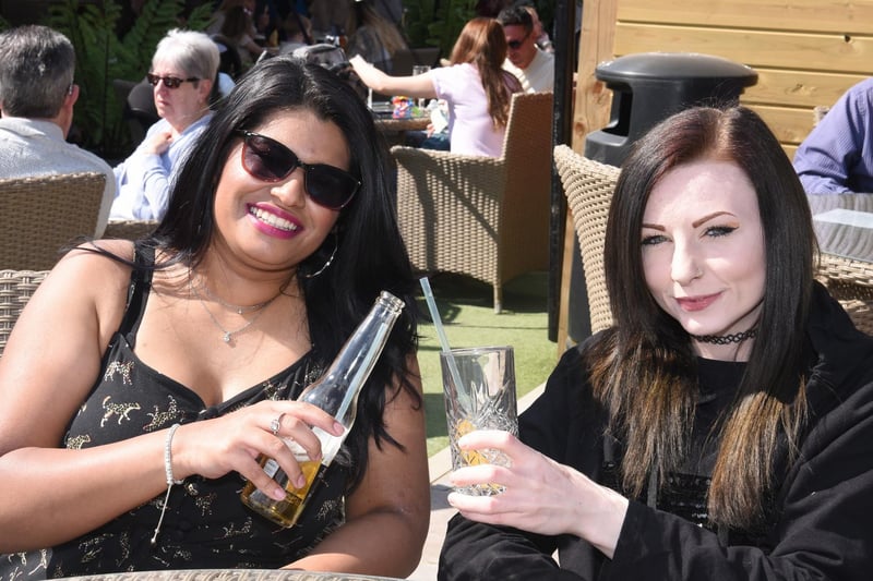 Tianna Chauhan and Jenna Tomlinson enjoying Friday afternoon drinks at The Hunters