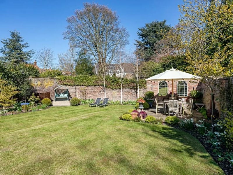 View of the garden with summerhouse.