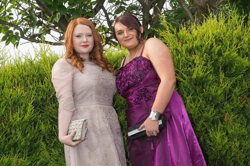 Katie and Kadie were ready to party as they posed for a photo at their prom in June 2014.
