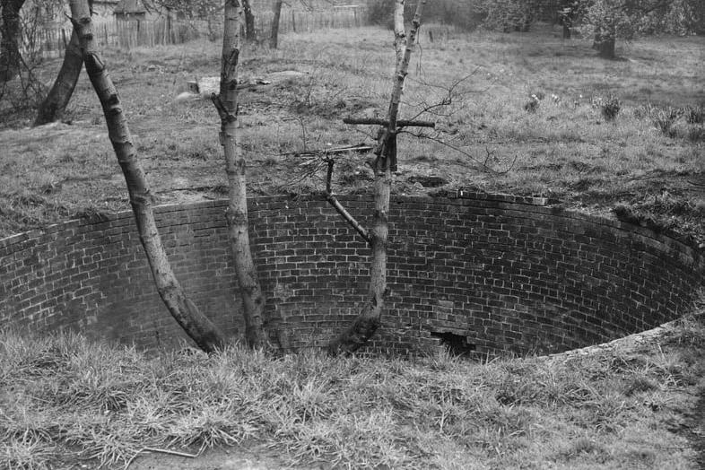 The old bear pit on Cardigan Road in Headingley. It was opened in 1840 for the use of the zoological and botanical gardens.