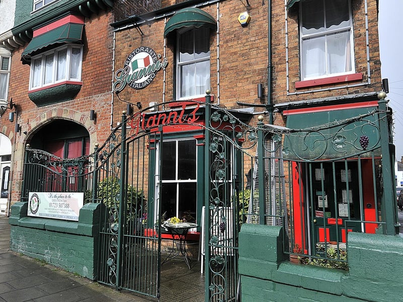 Gianni's, Victoria Road.