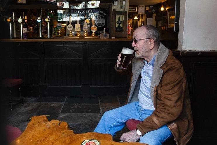 Pubgoers enjoyed pints while hungry shoppers took a break in local cafes to eat inside.