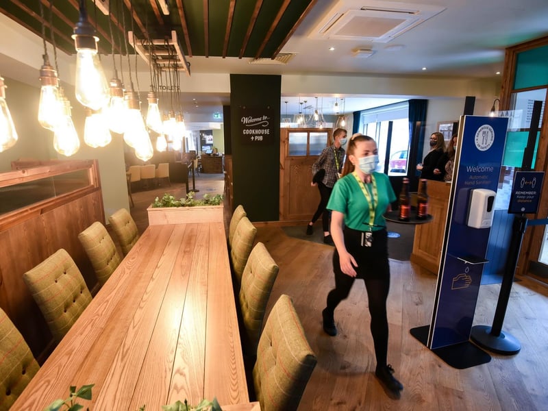 You don't have to be a hotel guest to dine at the restaurant