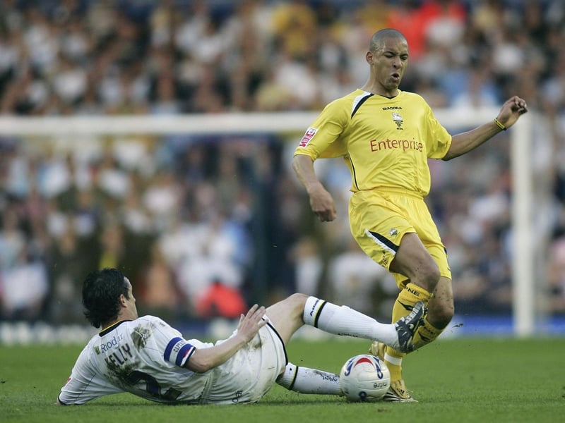 Gary Kelly blocks Preston North End's Jason Jarrett.