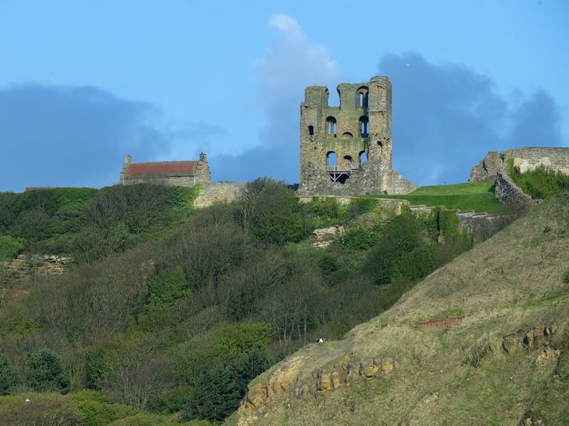 All ages can enjoy themselves at the Castle - with beautiful views out to sea and the chance to explore the outdoors and learn the story of this historic monument.