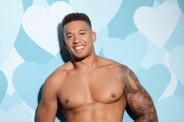Simon Searles, from Leeds was in the third season of Love Island in 2017. He entered on day 19 but was dumped on day 23. He still lives in his home city and is the owner of Union Barbers Leeds in Woodhouse. Simon has 108,000 followres on Instagram, but has set his profile to private.