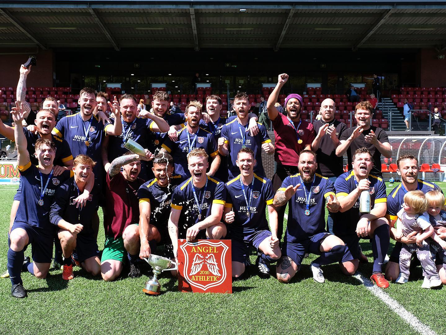 PHOTO FOCUS - Angel v Trafalgar in NRCFA Sunday Challenge Cup final

PHOTOS BY RICHARD PONTER