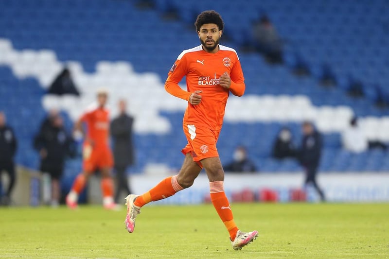 Everton are to offer a new contract to Ellis Simms before loaning him out to the Championship next season. Blackpool are keen to bring him back (Liverpool Echo)