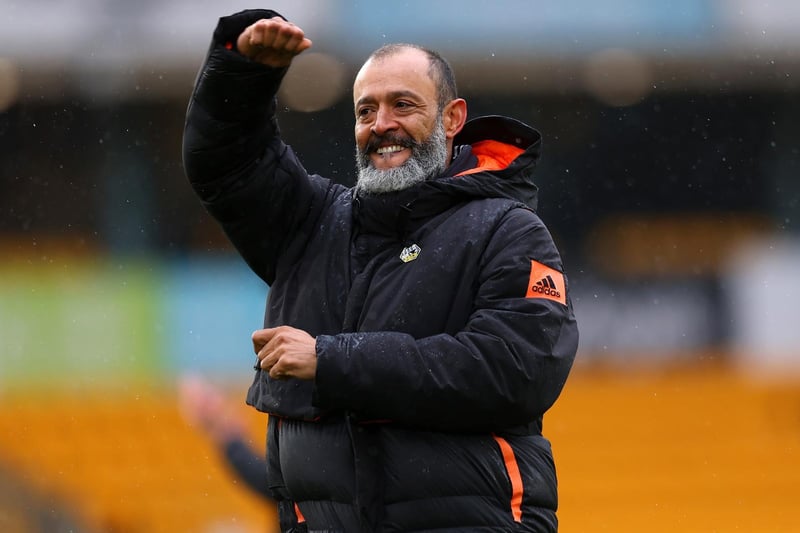 Former Molineux chief Nuno Espirito Santo is the favourite to take over at Crystal Palace after three days of talks with the Premier League club. [Sky Sports]