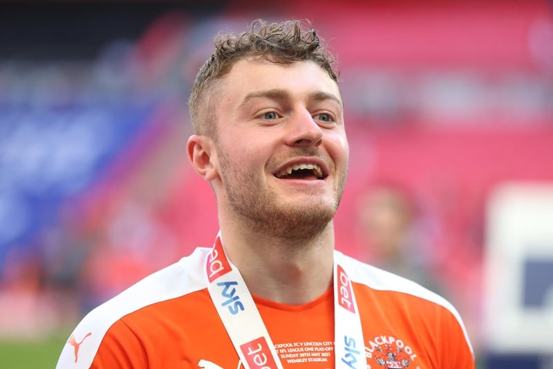 Blackpool want to bring Elliot Embleton to Bloomfield Road full-time after a successful loan spell (Northern Echo)