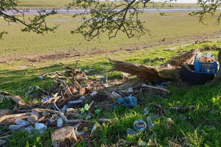 Nicola said her enjoyment of the Lancashire Way was hampered by a 'tidal wave' of rubbish.