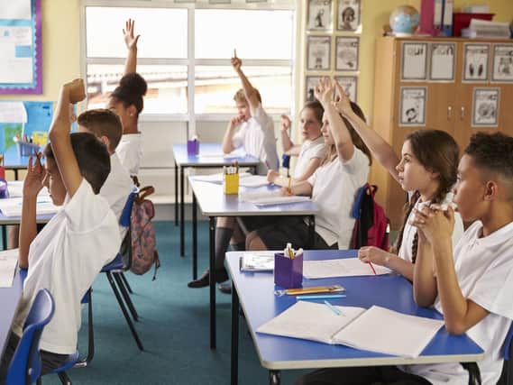 New figures have revealed how many primary school children in North Kirklees are being taught in classes of more than 30 pupils