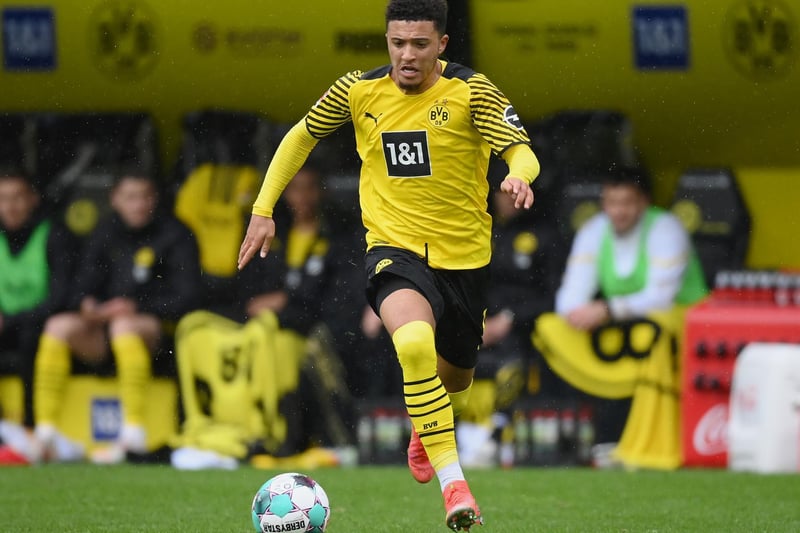 Borussia Dortmund and Jadon Sancho have a 'gentleman's agreement' in place that the winger will be allowed to join Man United providing they meet the £77m asking price. (Express)