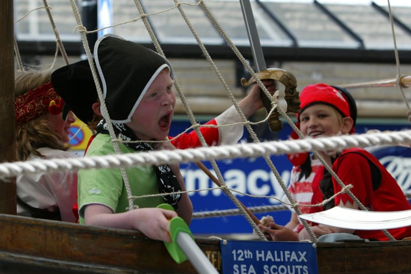 12th Halifax Sea Scouts in the 2010 gala procession.