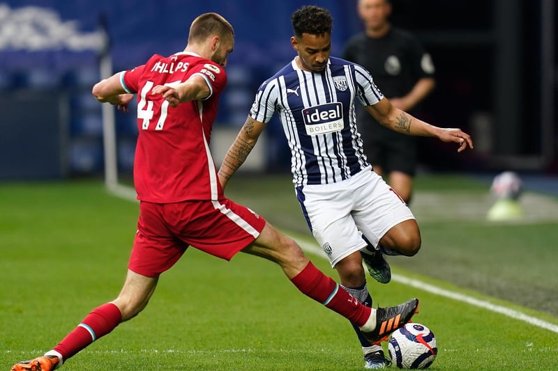 Relegated West Brom have informed Brazilian creative midfielder Matheus Pereira that he can leave the club if they receive an offer of at least £15m for his services. Aston Villa and Brighton are among those interested. (Teamtalk).