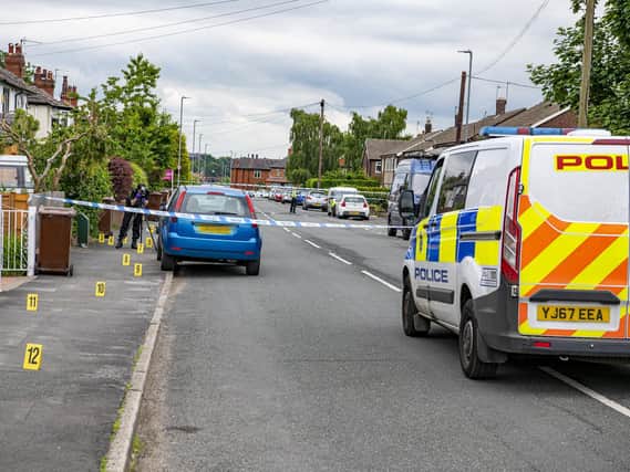 Police cordon - St Anne's Drive, Headingley (photo: Tony Johnson)