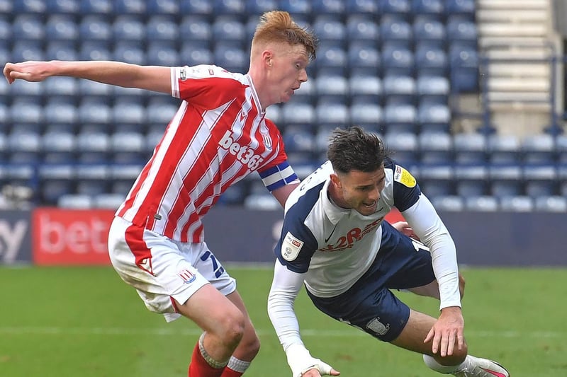 Stoke midfielder Sam Clucas has been linked with a move to Sheffield United. He has a year left on his Potters contract. (Sheffield Star)
