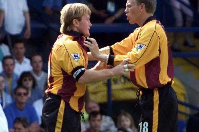 Gunnar Halle attempts to calm down Stuart McCall. McCall and Andy Myers took out their frustrations on one another just before the break, leaving the former sporting a nasty cut beneath his left eye.