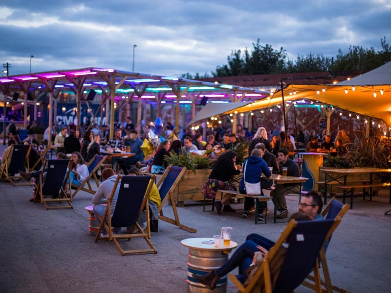 This weekend at Chow Down there's Gip Dammone, Gina Moretti, Malcolm Welove, Soul Boutique and Babyschon for you to listen to. Take your pick of food from Tacoporium, Lekker Eat Dutch, Handmade Pizza Co, Go Get Stuffed or Scoop. It's extended its bookings to offer more capacity so don't miss out!